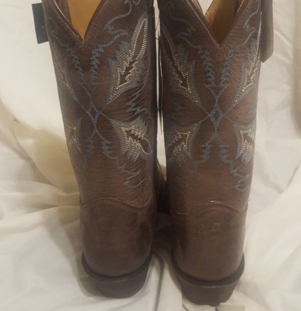 Justin boots 7.5 b - Picture 3 of 6